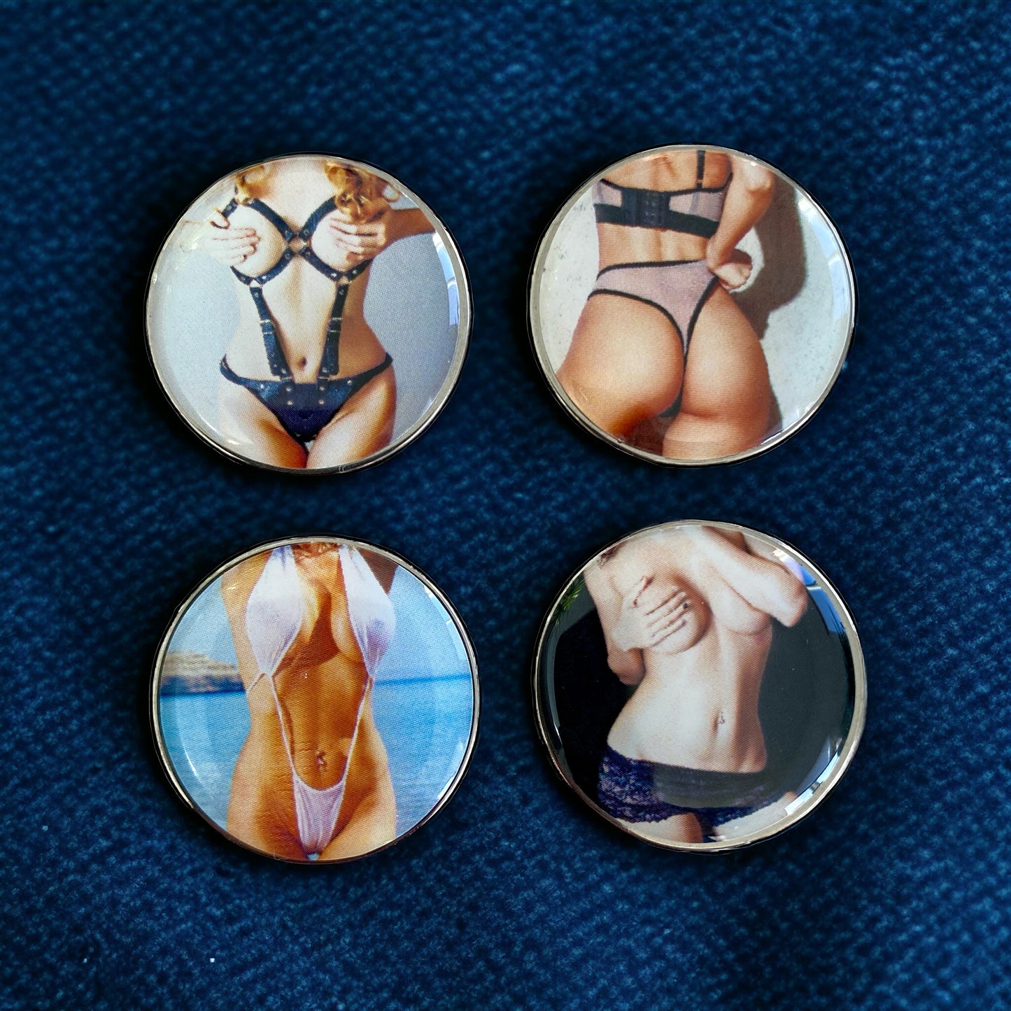 Golf Ball Markers - HOT BODY - Set of 4